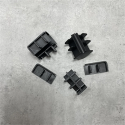 Комплект фурнитуры для Прямоугольного плинтуса ЧЁРНЫЙ 443Ч - фото 63411