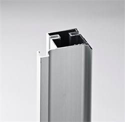 L-образный Серебро Вертикальный боковой профиль под 18мм Premium line Gola Rehau 3,0м 12999321011 - фото 64340