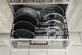 Корзина выкатная ГТВ для хранения сковородок и крышек в нижнюю базу 600 с направляющими (Черный) 15.30.03.4.1.1